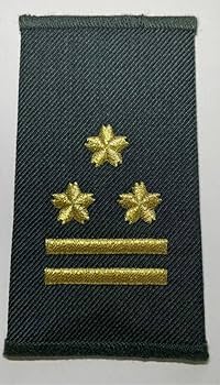 防衛省・陸上自衛隊　一等陸佐・二種/三種制服・作業用　肩章  ‍♂️ 防衛省・陸上自衛隊 一等陸佐・二種/三種制服・作業用 肩章